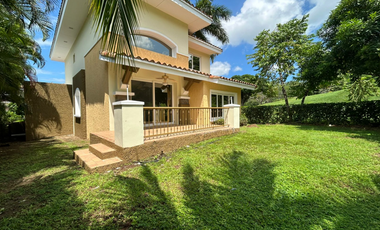 Venta de Casa en Tucán Country Club & Resort – Modelo Birdie