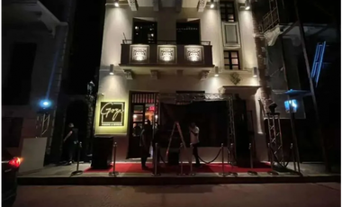 Melissa Foster Luxury Vende en Casco Antiguo Edificio MF599