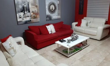 Melissa Foster Luxury Vende Casa en Costa Sur-El Doral MF882
