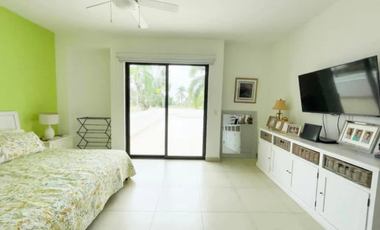 Melissa Foster Luxury Vende Complejo en Islamar MF892