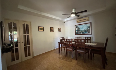 Melissa Foster Luxury Vende Casa en Villa Zaita MF918