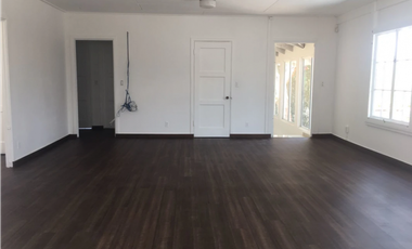 Melissa Foster Luxury Vende Casa en Los Rios MF966
