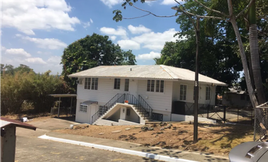 Melissa Foster Luxury Vende Casa en Los Rios MF966