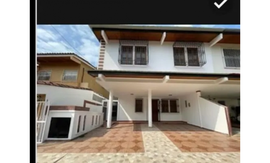 Melissa Foster Luxury Vende Hermoso Casa en Bethania MF878
