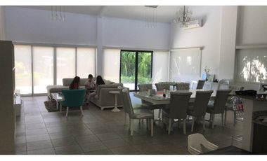 Vendo Casa en Coronado