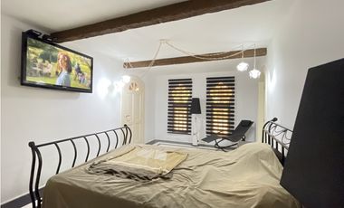 SE VENDE CASA EN CERRO AZUL