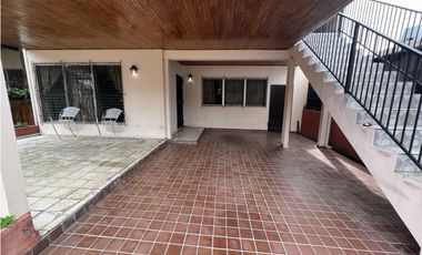 SE VENDEN DOS CASAS EN BETANIA