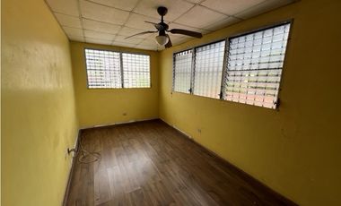 SE VENDEN DOS CASAS EN BETANIA