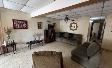 SE VENDEN DOS CASAS EN BETANIA
