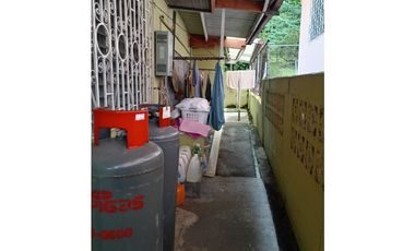 Casa en venta  Urbanización Chanis, Parque Lefevre