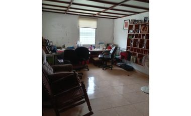 Casa en venta  Urbanización Chanis, Parque Lefevre