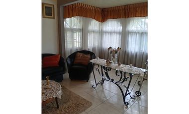 Casa en venta  Urbanización Chanis, Parque Lefevre