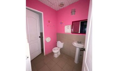 VENTA LOCAL EN BRISAS DEL GOLF PH LAS BRISAS 507