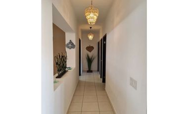 Se vende casa en el Higo de San Carlos