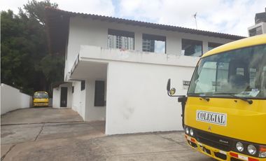 Alquilo casa comercial banco rest