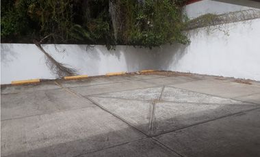 Alquilo casa comercial banco rest