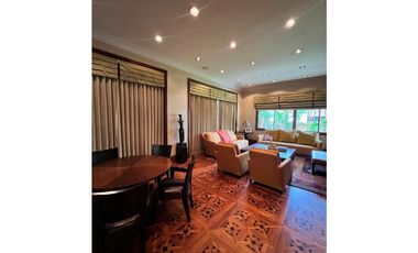 VENTA MANSIÓN EN ALTOS DEL GOLF