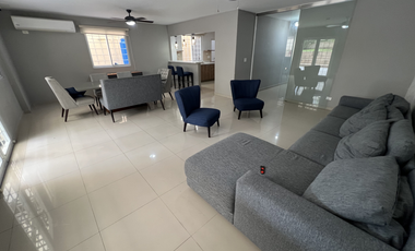 SE VENDE CASA EN EL DORAL (Urbanización El Bosque)