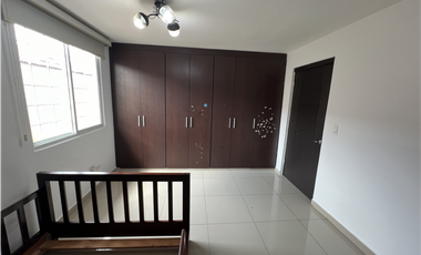 SE VENDE CASA EN EL DORAL (Urbanización El Bosque)