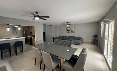 SE VENDE CASA EN EL DORAL (Urbanización El Bosque)