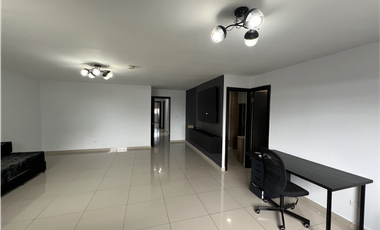 SE VENDE CASA EN EL DORAL (Urbanización El Bosque)