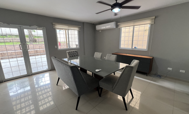 SE VENDE CASA EN EL DORAL (Urbanización El Bosque)