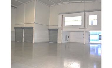 Bodega en venta 24 de Diciembre - Tocumen