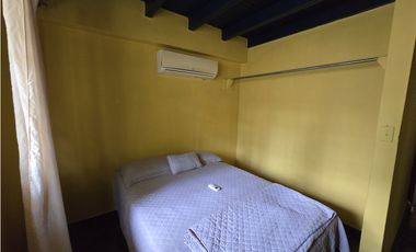 Venta de Casa y Terreno en Villa Cárdenas, Las Cumbres