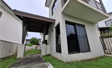VENTA CASA EN PH NATIVA EN PANAMA PACIFICA