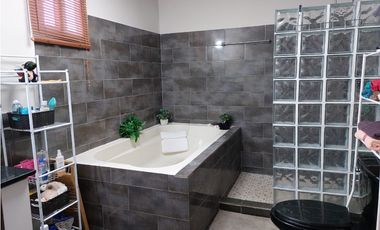 Casa para venta en Brisas del Golf  San Antonio