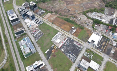 Se vende lote en Santa Maria Business District