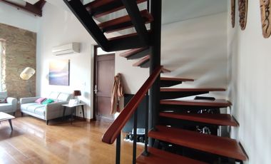 Se alquila apartamento full amoblado en Casco Viejo