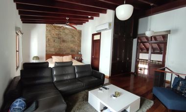 Se alquila apartamento full amoblado en Casco Viejo