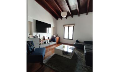 Se alquila apartamento full amoblado en Casco Viejo
