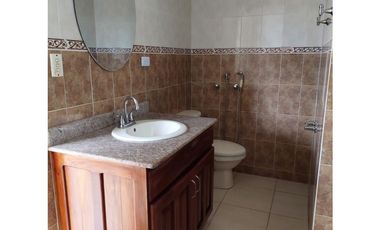 Se alquila casa en Villa Zaita