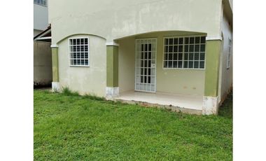 Se alquila casa en Villa Zaita