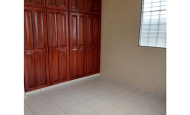 Se alquila casa en Villa Zaita