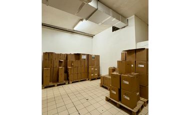 SE VENDE LOCAL COMERCIAL VIA ESPAÑA