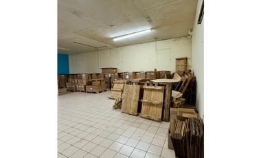 SE VENDE LOCAL COMERCIAL VIA ESPAÑA