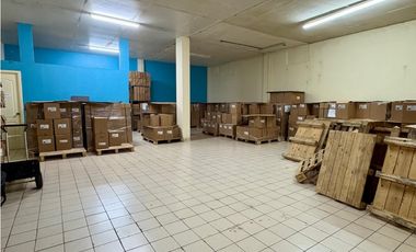 SE VENDE LOCAL COMERCIAL VIA ESPAÑA