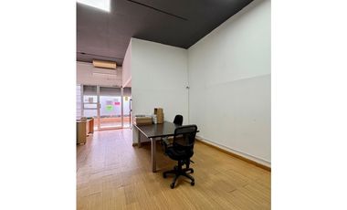 SE VENDE LOCAL COMERCIAL VIA ESPAÑA