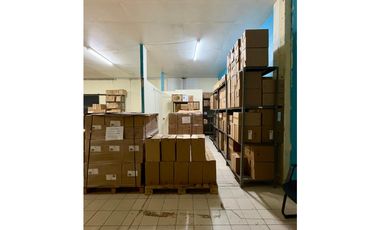 SE VENDE LOCAL COMERCIAL VIA ESPAÑA