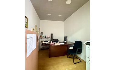 SE VENDE LOCAL COMERCIAL VIA ESPAÑA