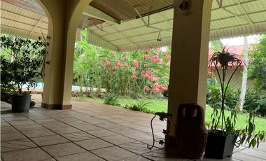 Venta de casa en  El Peñón, Las Cumbres