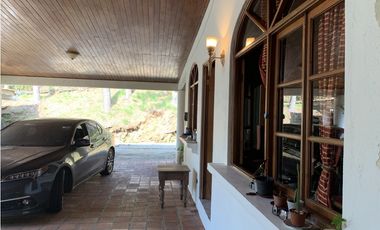 Venta de casa en  El Peñón, Las Cumbres
