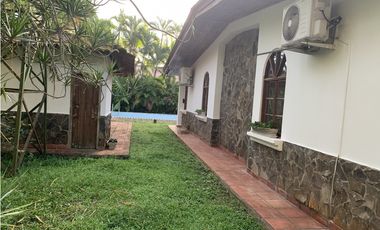 Venta de casa en  El Peñón, Las Cumbres