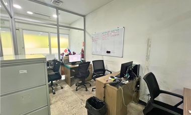 Edificio de 1600m2 en venta en Obarrio, Panamá. 25-6843.