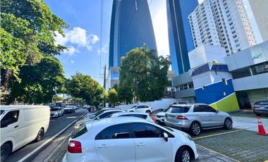 Edificio de 1600m2 en venta en Obarrio, Panamá. 25-6843.