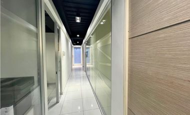 Edificio de 1600m2 en venta en Obarrio, Panamá. 25-6843.