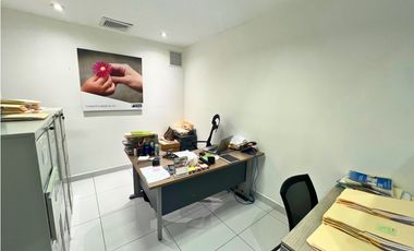 Edificio de 1600m2 en venta en Obarrio, Panamá. 25-6843.